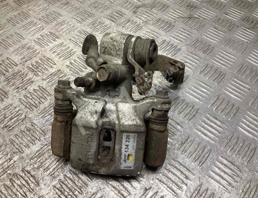 Суппорт задний левый Honda Jazz I (GD5) 2002-2008  Honda Jazz Jazz I (GD5) 2002-2008