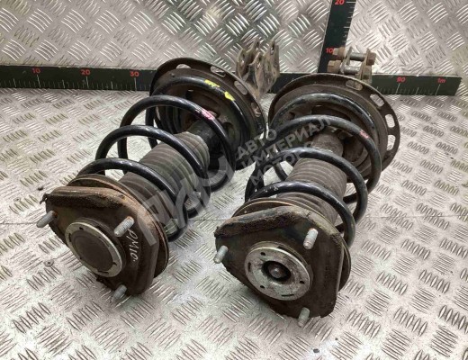Стойка передняя правая Toyota Avensis III (T270) 2008-2015  Toyota Avensis Avensis III (T270) 2008-2015