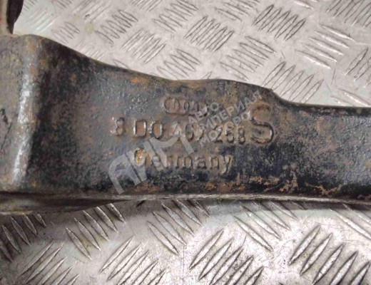 Кулак поворотный правый Audi A4 B5 (8D) 1994-1999  Audi A4 A4 B5 (8D) 1994-1999