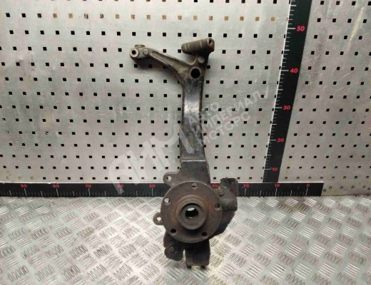 Кулак поворотный правый Audi A4 B5 (8D) 1994-1999  Audi A4 A4 B5 (8D) 1994-1999