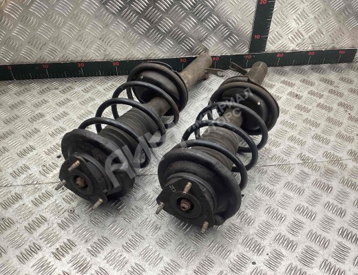 Стойка передняя левая Ford Focus I 2001-2005 рестайлинг  Ford Focus Focus I 2001-2005 рестайлинг