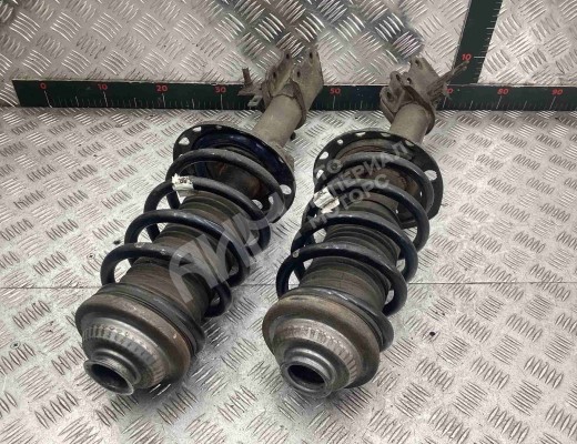 Стойка передняя правая Opel Zafira B 2005-2008  Opel Zafira Zafira B 2005-2008