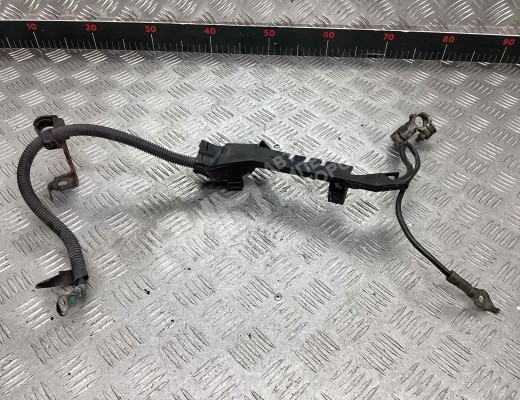 Минусовой провод аккумулятора Toyota Avensis II (T250) 2003-2008  Toyota Avensis Avensis II (T250) 2003-2008