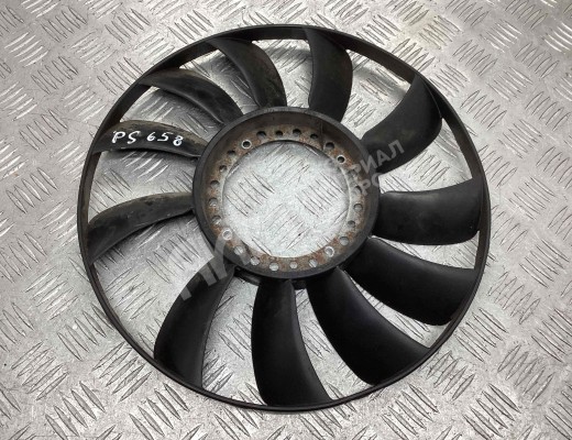 Крыльчатка вентилятора (лопасти) Volkswagen Passat B5 (3B) 1996-2000  Volkswagen Passat Passat B5 (3B) 1996-2000