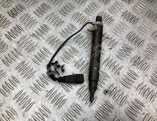 Форсунка управляющая Volkswagen Golf IV (1J) 1997-2004  Volkswagen Golf Golf IV (1J) 1997-2004