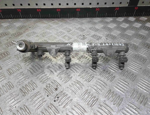 Форсунка Volkswagen Golf IV (1J) 1997-2004  Volkswagen Golf Golf IV (1J) 1997-2004