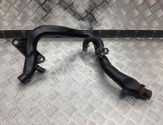 Трубка охлаждающей жидкости пластиковая Opel Zafira A 2003-2005 рестайлинг  Opel Zafira Zafira A 2003-2005 рестайлинг