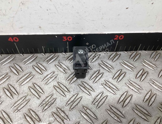 Кнопка стеклоподъемника Renault Midlum I 2000-2006  Renault Midlum Midlum I 2000-2006