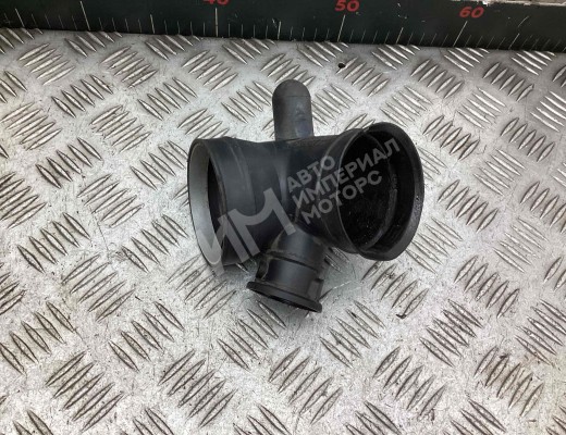 Патрубок воздушного фильтра Volvo V70 I (LW) 1996-2000  Volvo V70 V70 I (LW) 1996-2000