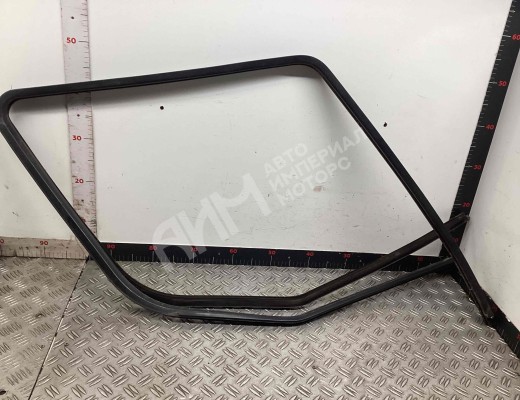 Уплотнитель стекла двери (бархотка) Renault Midlum I 2000-2006  Renault Midlum Midlum I 2000-2006