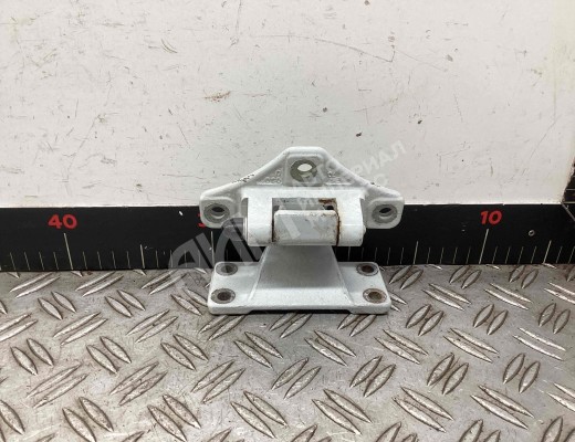 Петля двери передней правой Renault Midlum I 2000-2006  Renault Midlum Midlum I 2000-2006