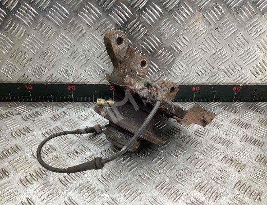 Ступица передняя правая Opel Omega B 1999-2003 рестайлинг  Opel Omega Omega B 1999-2003 рестайлинг