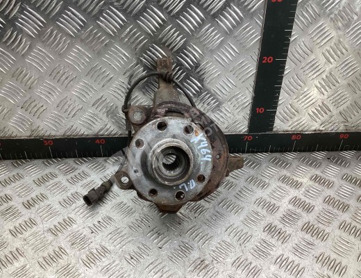 Ступица передняя левая Opel Corsa C 2003-2006 рестайлинг  Opel Corsa Corsa C 2003-2006 рестайлинг