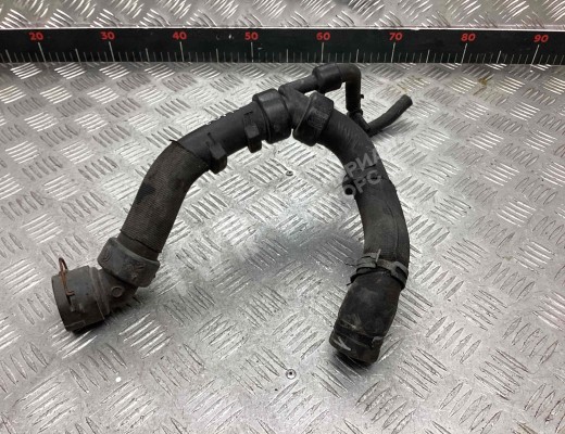 Патрубок радиатора Audi A6 C5 (4B) 2001-2004 рестайлинг  Audi A6 A6 C5 (4B) 2001-2004 рестайлинг