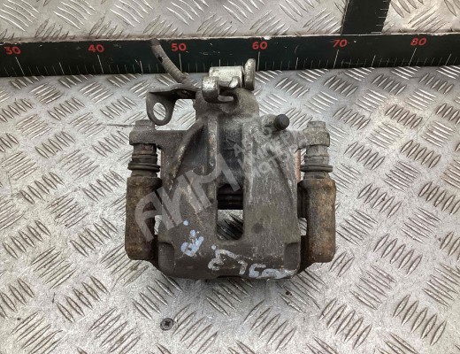 Суппорт задний правый Nissan Primastar I 2006-2014 рестайлинг  Nissan Primastar Primastar I 2006-2014 рестайлинг