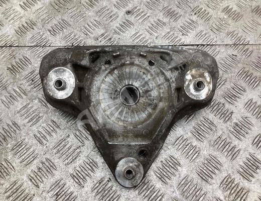 Опора амортизатора верхняя (чашка) Audi A4 B6 (8EC, 8E5) 2000-2004  Audi A4 A4 B6 (8EC, 8E5) 2000-2004