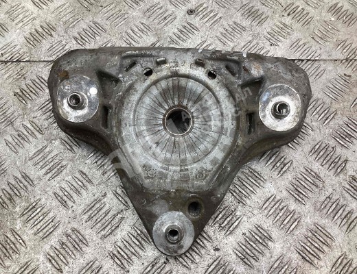 Опора амортизатора верхняя (чашка) Audi A4 B6 (8EC, 8E5) 2000-2004  Audi A4 A4 B6 (8EC, 8E5) 2000-2004