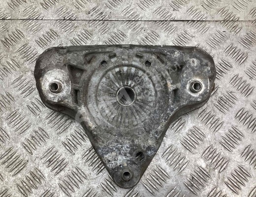 Опора амортизатора верхняя (чашка) Audi A4 B6 (8EC, 8E5) 2000-2004  Audi A4 A4 B6 (8EC, 8E5) 2000-2004