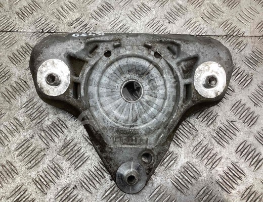 Опора амортизатора верхняя (чашка) Audi A4 B6 (8EC, 8E5) 2000-2004  Audi A4 A4 B6 (8EC, 8E5) 2000-2004