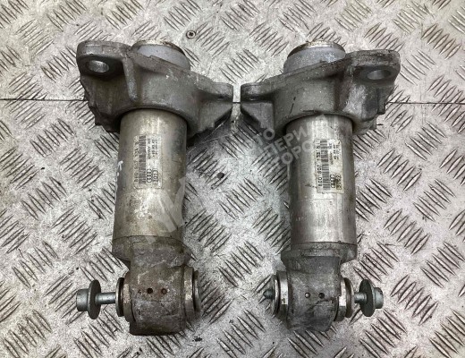 Кронштейн крепления бампера переднего Audi A4 B6 (8EC, 8E5) 2000-2004  Audi A4 A4 B6 (8EC, 8E5) 2000-2004