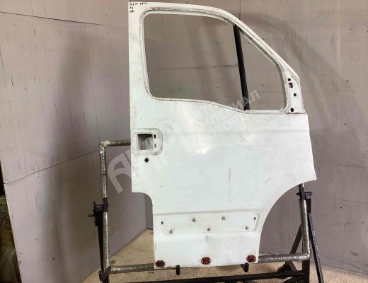Дверь передняя правая Iveco Daily III 1999-2006  Iveco Daily Daily III 1999-2006