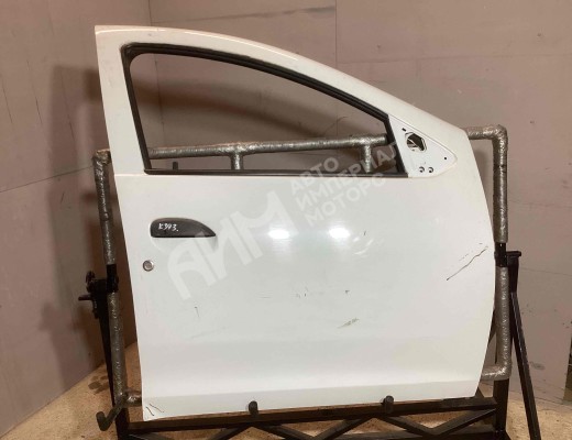 Дверь передняя правая Dacia Sandero II (B52) 2013-2020  Dacia Sandero Sandero II (B52) 2013-2020