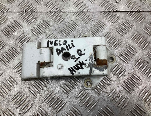 Петля двери задней правой Iveco Daily III 1999-2006  Iveco Daily Daily III 1999-2006