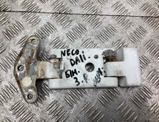 Петля двери задней правой Iveco Daily III 1999-2006  Iveco Daily Daily III 1999-2006