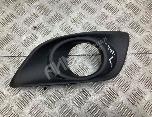 Рамка фары противотуманной левой Toyota Avensis II (T250) 2003-2008  Toyota Avensis Avensis II (T250) 2003-2008