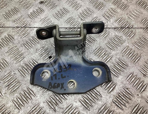 Петля двери передней левой Kia Carnival I (GQ) 1998-2006  Kia Carnival Carnival I (GQ) 1998-2006