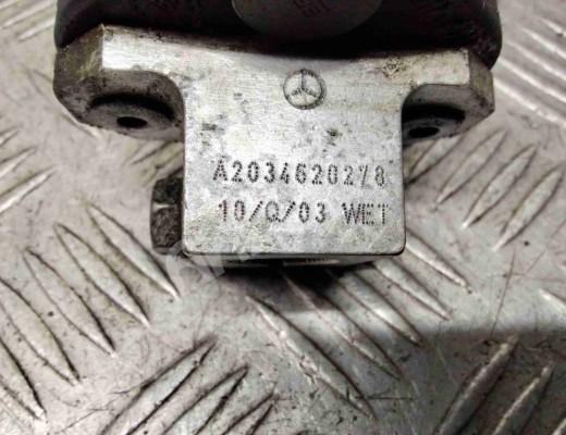Рулевой карданчик Mercedes C (W203) 2000-2004  Mercedes C C (W203) 2000-2004
