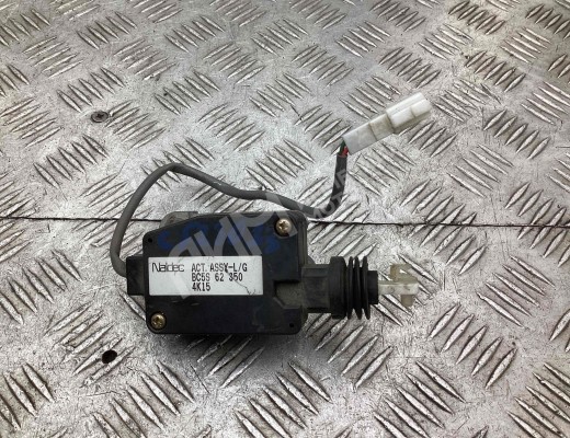 Активатор замка багажника Mazda 323F II (BA) 1994-1998  Mazda 323F 323F II (BA) 1994-1998