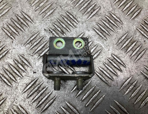 Петля крышки багажника Mazda 323F II (BA) 1994-1998  Mazda 323F 323F II (BA) 1994-1998