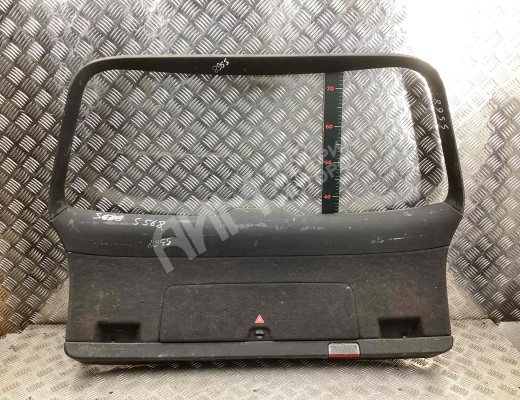 Обшивка крышки багажника Audi A4 B6 (8EC, 8E5) 2000-2004  Audi A4 A4 B6 (8EC, 8E5) 2000-2004