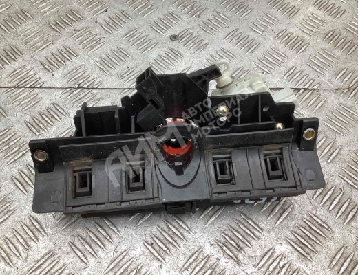 Ручка крышки багажника Audi A6 C5 (4B) 1997-2001  Audi A6 A6 C5 (4B) 1997-2001