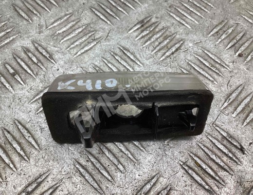 Подсветка номера Toyota Prius II (XW20) 2005-2009 рестайлинг  Toyota Prius Prius II (XW20) 2005-2009 рестайлинг