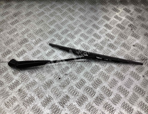 Щеткодержатель задний Toyota Prius II (XW20) 2005-2009 рестайлинг  Toyota Prius Prius II (XW20) 2005-2009 рестайлинг