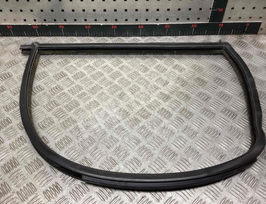 Уплотнитель стекла двери (бархотка) Fiat Ducato 2006-2014  Fiat Ducato Ducato 2006-2014