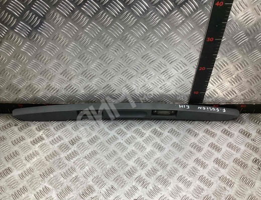 Накладка подсветки номера Ford Fusion (JU) 2005-2012 рестайлинг  Ford Fusion Fusion (JU) 2005-2012 рестайлинг