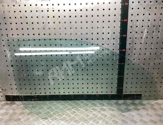 Стекло двери передней правой BMW 3-Series (E46) 2001-2005 рестайлинг  BMW 3-Series 3-Series (E46) 2001-2005 рестайлинг