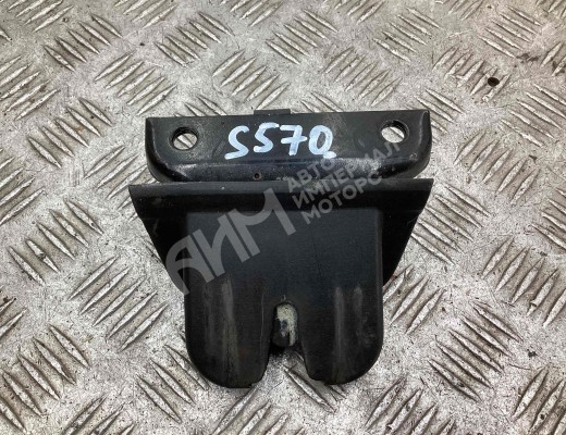 Замок багажника Audi A6 C5 (4B) 1997-2001  Audi A6 A6 C5 (4B) 1997-2001