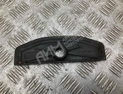 Накладка двери (крышки) багажника Volkswagen Passat B4 (3A) 1993-1997  Volkswagen Passat Passat B4 (3A) 1993-1997