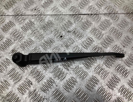 Щеткодержатель задний Volkswagen Passat B4 (3A) 1993-1997  Volkswagen Passat Passat B4 (3A) 1993-1997