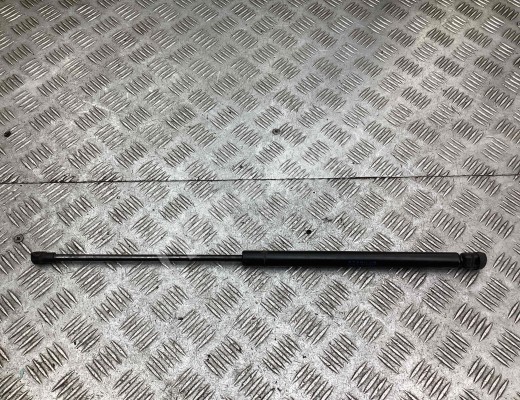 Амортизатор крышки багажника (3-5 двери) Volkswagen Passat B4 (3A) 1993-1997  Volkswagen Passat Passat B4 (3A) 1993-1997