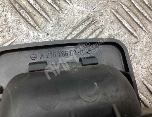 Ручка крышки багажника Mercedes E (W210) 1999-2002 рестайлинг  Mercedes E E (W210) 1999-2002 рестайлинг