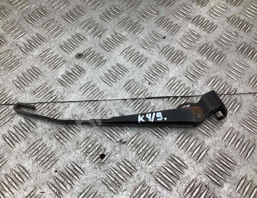 Щеткодержатель задний Mercedes E (W210) 1999-2002 рестайлинг  Mercedes E E (W210) 1999-2002 рестайлинг