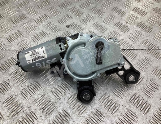 Моторчик заднего стеклоочистителя (дворника) Audi A6 C5 (4B) 2001-2004 рестайлинг  Audi A6 A6 C5 (4B) 2001-2004 рестайлинг