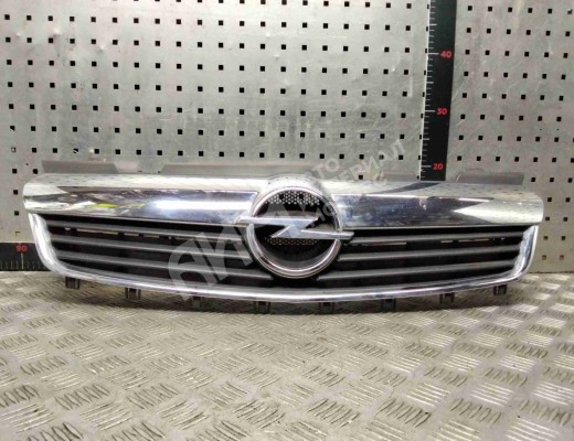 Решетка радиатора Opel Zafira B 2005-2008  Opel Zafira Zafira B 2005-2008