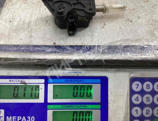 Активатор замка багажника Audi A6 C5 (4B) 2001-2004 рестайлинг  Audi A6 A6 C5 (4B) 2001-2004 рестайлинг