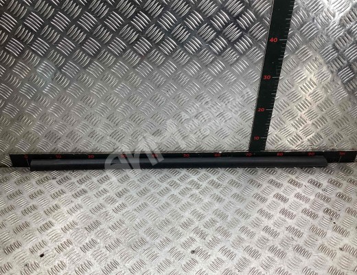 Молдинг стекла двери задней левой наружный Hyundai Terracan (HP) 2001-2007  Hyundai Terracan Terracan (HP) 2001-2007